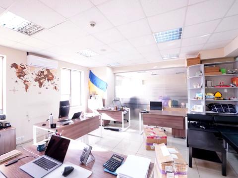 комерційна за адресою Велика Васильківська вул. (Червоноармійська), 72