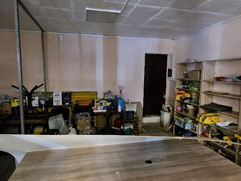 комерційна за адресою Таращанська вул., 194