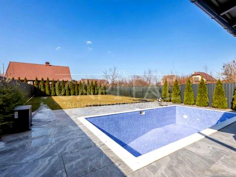 будинок за адресою Фастівський