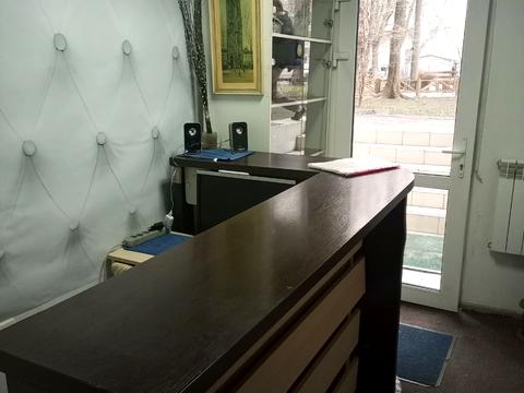 комерційна за адресою Світлий пров., 14