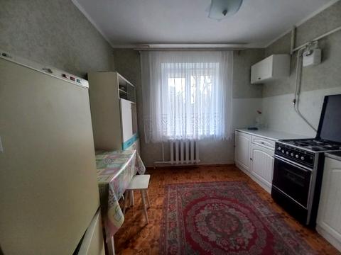 квартира за адресою Академіка Грушевського вул., 42