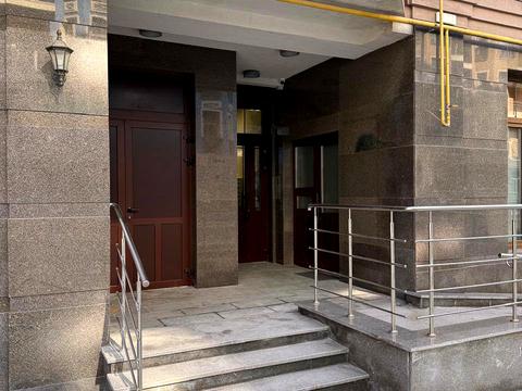 квартира за адресою Дегтярна вул., 22-А