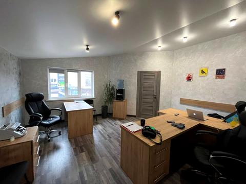 коммерческая по адресу Независимости просп. (Леваневського), 53