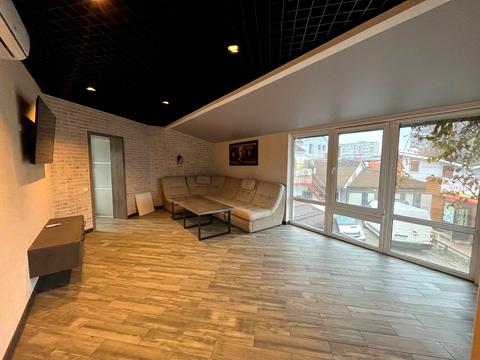 коммерческая по адресу Независимости просп. (Леваневського), 53