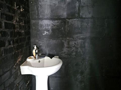 комерційна за адресою Вернадського вул., 3