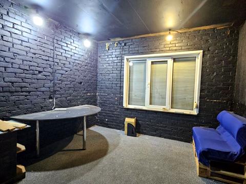 комерційна за адресою Вернадського вул., 3