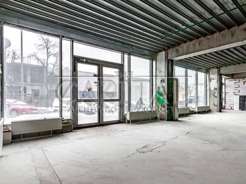 комерційна за адресою Машинобудівна вул., 41