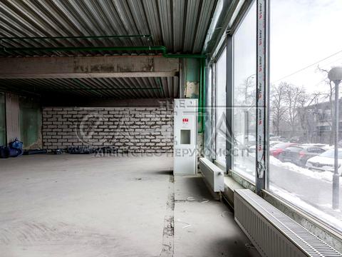 комерційна за адресою Машинобудівна вул., 41