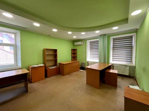 коммерческая по адресу Росевая ул., 3