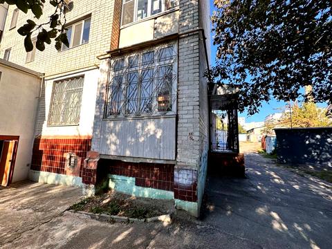 комерційна за адресою Партизанська вул., 25