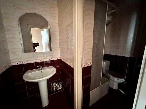 комерційна за адресою Партизанська вул., 25