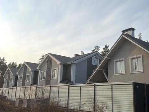 будинок за адресою Революції Гідності вул. (Революції), 4