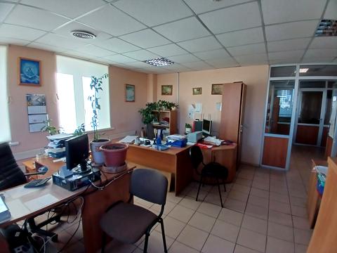 коммерческая по адресу Нововокзальная ул., 17а