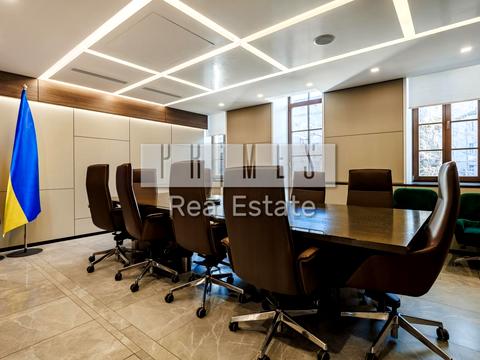 коммерческая по адресу Ивана Мазепы ул. (Январского Восстания), 4/6