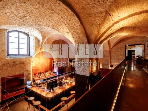 коммерческая по адресу Ивана Мазепы ул. (Январского Восстания), 4/6