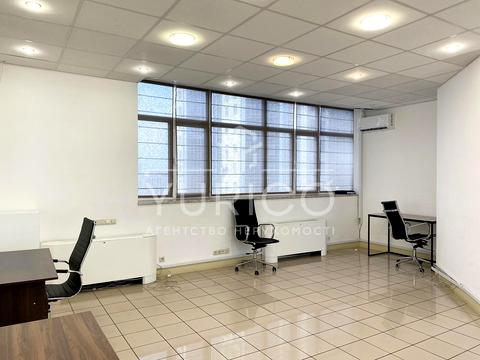 комерційна за адресою Велика Васильківська вул. (Червоноармійська), 72