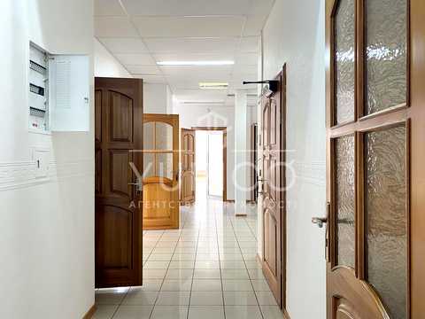 коммерческая по адресу Большая Васильковская ул. (Красноармейская), 72