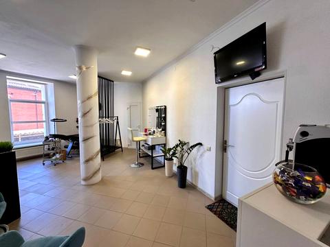 коммерческая по адресу Шолом-Алейхема ул., 1