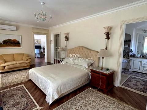 дом по адресу вул. Центральна