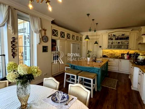 дом по адресу вул. Центральна