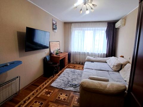 квартира за адресою Небесної Сотні просп. (Маршала Жукова), 8