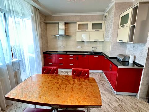 квартира за адресою Віталія Скакуна вул. (Академіка Каблукова), 25