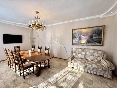 будинок за адресою Героя України Олександра Щербанюка вул. (Василя Чапаєва), 33