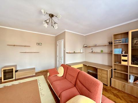 будинок за адресою Героя України Олександра Щербанюка вул. (Василя Чапаєва), 33