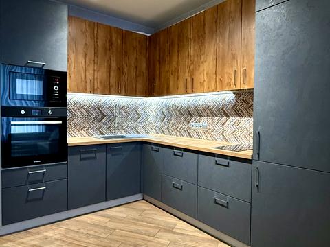 квартира за адресою Олександра Олеся вул., 4