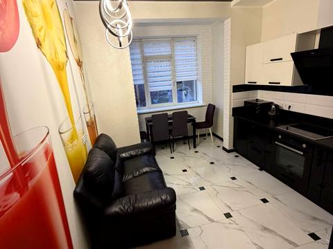 квартира за адресою Перлинна вул., 4