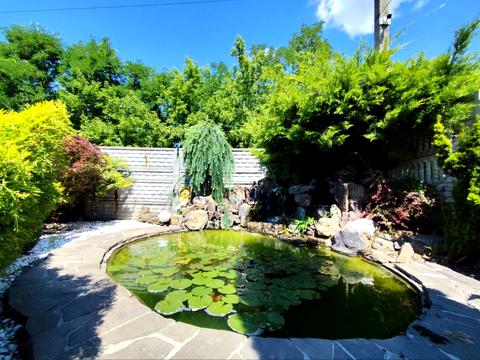 дом по адресу Геологічна, 8