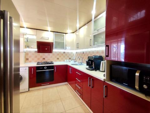 дом по адресу Геологічна, 8