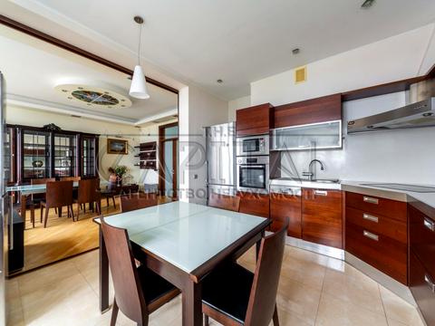 квартира по адресу Леси Украинки бульв., 23