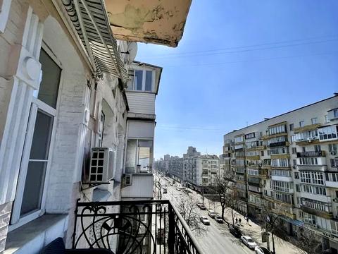 квартира за адресою Велика Васильківська вул. (Червоноармійська), 97