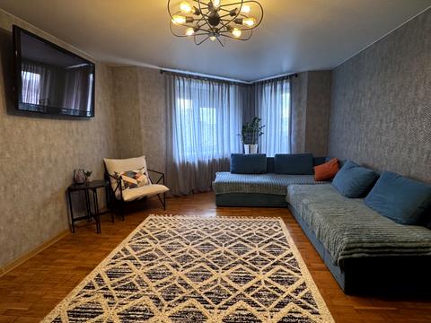 квартира за адресою Просвіти бульв., 10