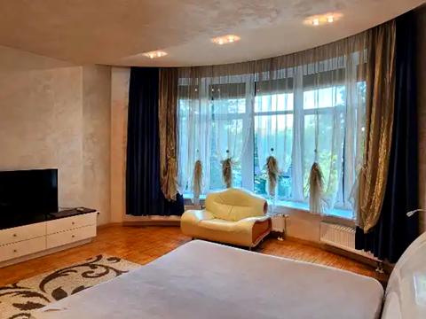 дом по адресу Динамо ул.