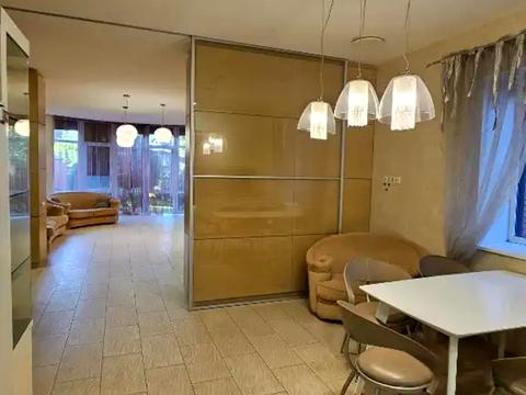 дом по адресу Динамо ул.