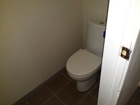 комерційна за адресою Будівельників вул., 5-А