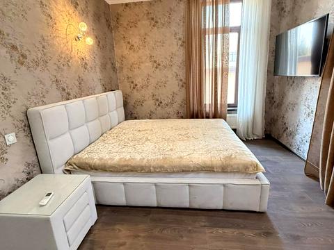 будинок за адресою Кришталева вул., 10