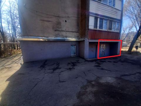 комерційна за адресою Будівельників вул., 5-А