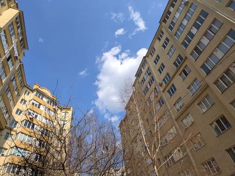 квартира за адресою Василя Симоненка вул., 37