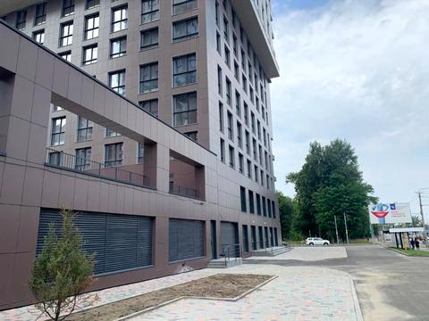 комерційна за адресою Зоряний бульв., 1м