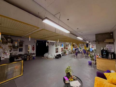 комерційна за адресою Зоряний бульв., 1м