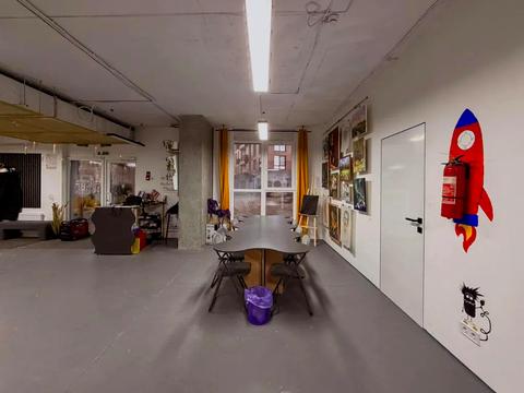 комерційна за адресою Зоряний бульв., 1м