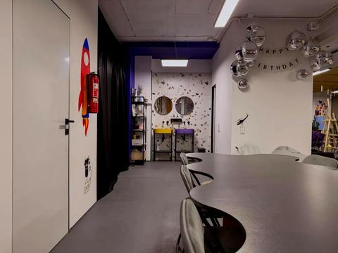 комерційна за адресою Зоряний бульв., 1м