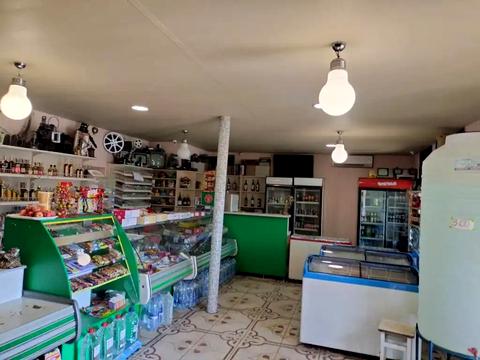 комерційна за адресою Свободи просп., 16