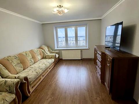 квартира за адресою Героїв Крут бульв. (Героїв Сталінграду), 22