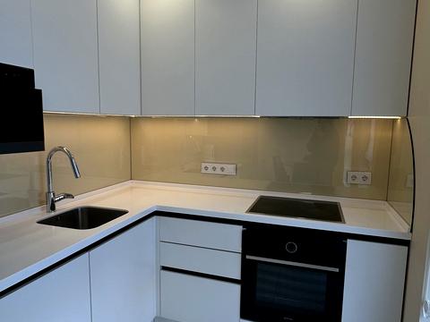 квартира по адресу Салютная ул., (Будинок 02301-02303)