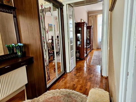 квартира за адресою Університетська вул., 48