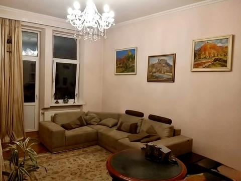 квартира за адресою Університетська вул., 48